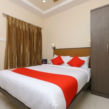 Oyo 14934 Kalyani Grand Hotel Chennai Exterior photo